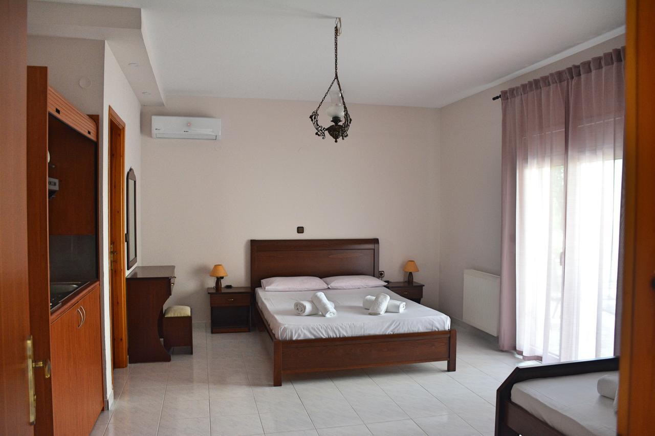 Mokos Rooms Perdika  Dış mekan fotoğraf